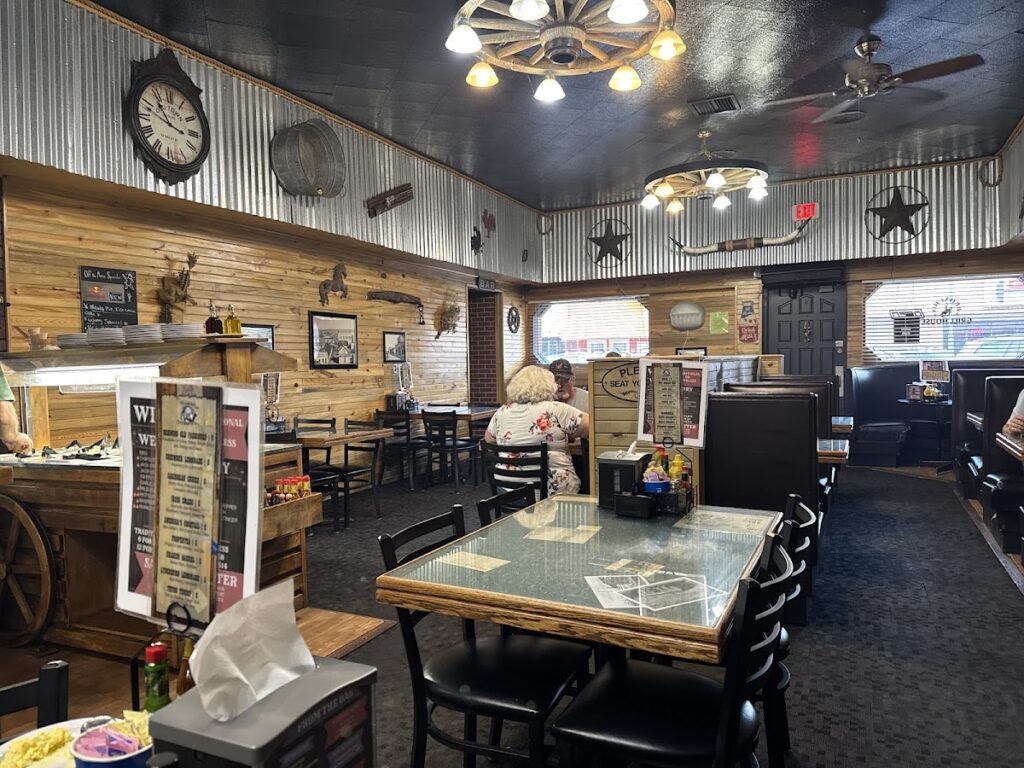 Broncho Grill House & Bar Photo 3